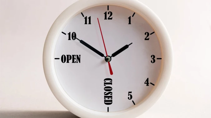 ¿Por qué los relojes publicitarios con logotipo son una inversión en promoción de marca a largo plazo?