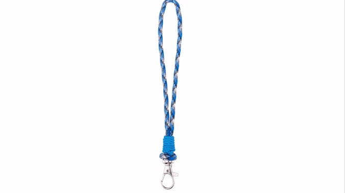 Ventajas de trabajar con un fabricante de lanyards publicitarios: ahorro y personalización